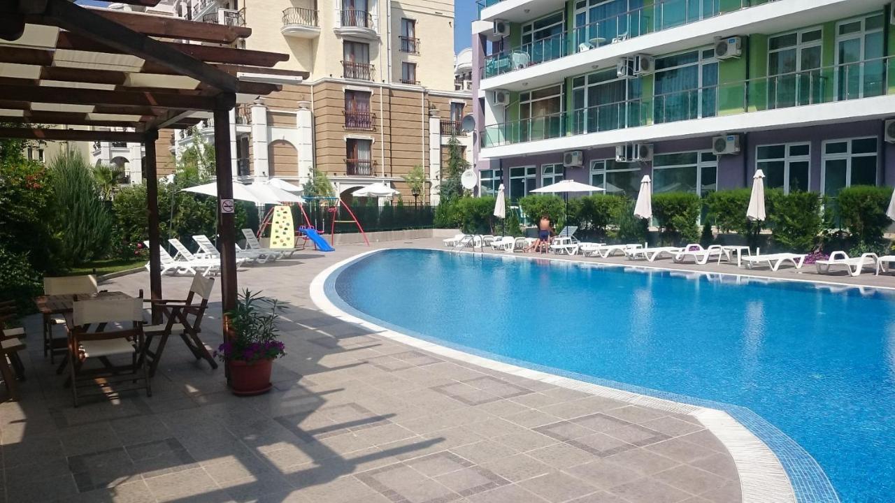 Family Apartments In Solmarin Sluneční pobřeží Exteriér fotografie